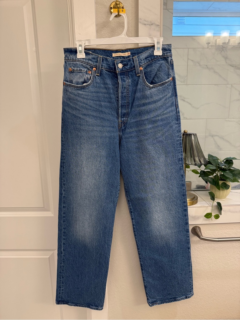 Levi's Women's Ribcage Straight-Leg Jeans Size 29Wx29L